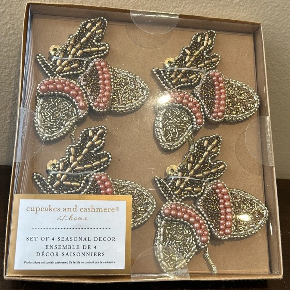 Cupcakes & Cashmere FALL Acorn Thanksgiving Beaded NAPKIN RINGS Set Of 4
